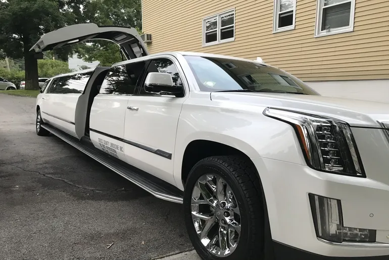 Luxury Homecoming Limousine Service